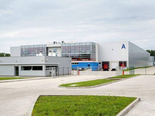 Lagerhalle zur Miete provisionsfrei 21.000 m² Lagerfläche teilbar von 9.500 m² bis 17.200 m² Kleinreuth b Schweinau Nürnberg 90431