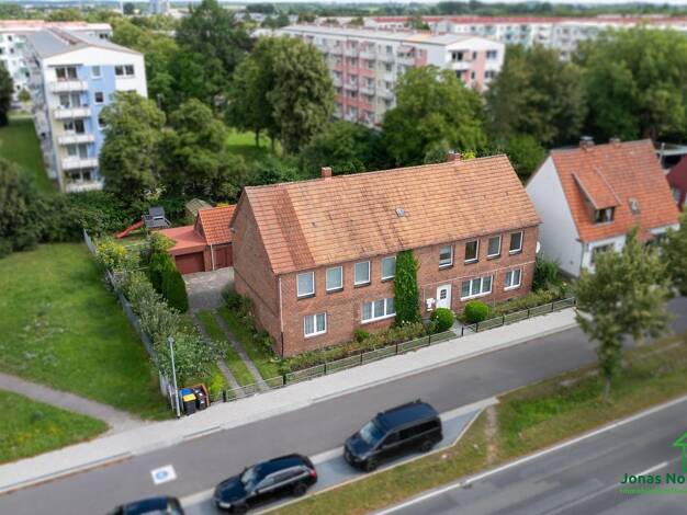 Mehrfamilienhaus zum Kauf provisionsfrei 620.000 € 13 Zimmer 296 m² 964 m² Grundstück Gadebuscher Str. 136 Lankow Schwerin 19057