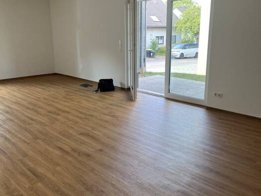 Wohnung zur Miete 757 € 2 Zimmer 72 m² Homburg Homburg 66424