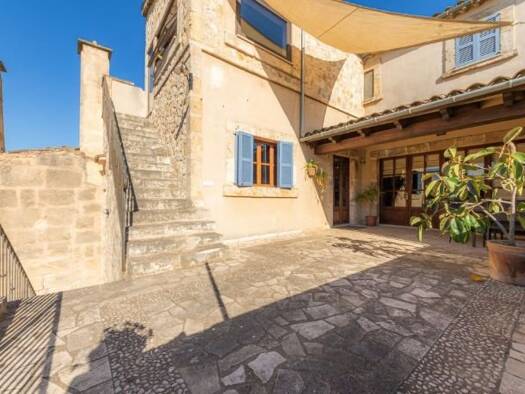 Haus zum Kauf 650.000 € 7 Zimmer 260 m² 295 m² Grundstück Petra