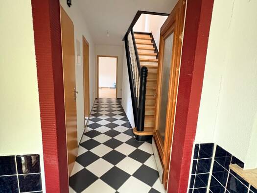 Einfamilienhaus zur Miete 1.100 € 2 Zimmer 110 m² 500 m² Grundstück frei ab sofort Westend Fulda 36041
