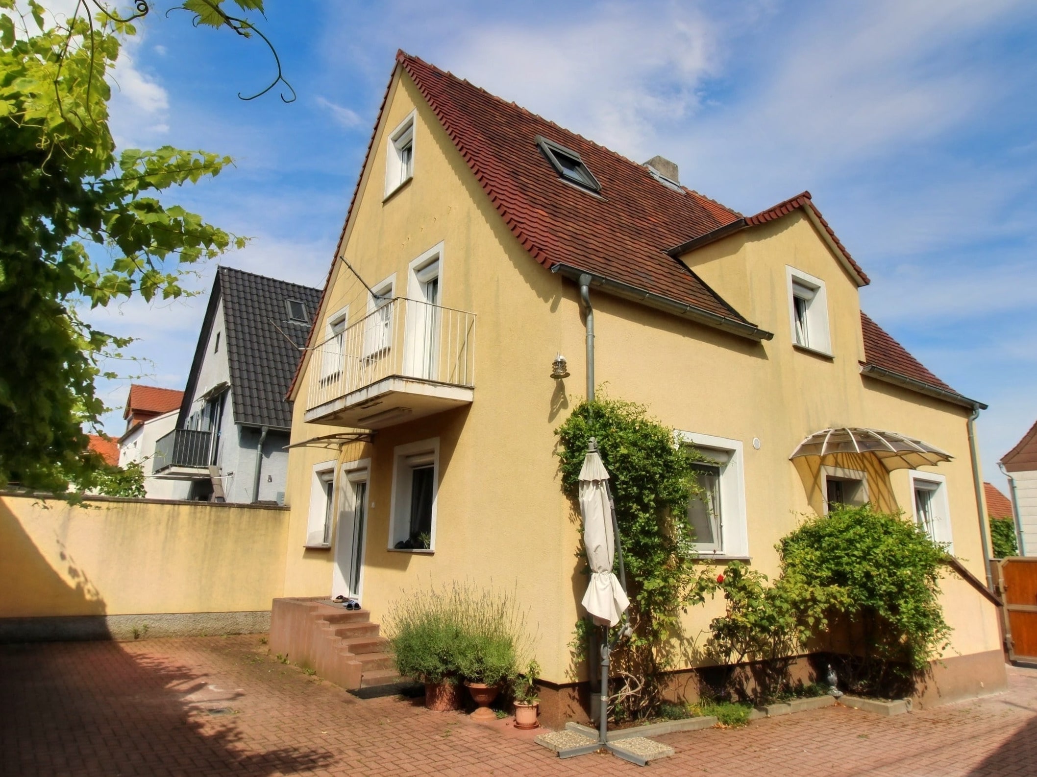 Einfamilienhaus zum Kauf 495.000 € 6 Zimmer 138,7 m²<br/>Wohnfläche 623 m²<br/>Grundstück Heiligenstein Römerberg 67354