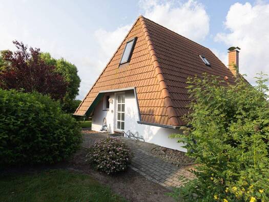 Haus zum Kauf 235.000 € 4 Zimmer 85 m² 400 m² Grundstück Mellumplate 48 Neufeld Wurster Nordseeküste 27639