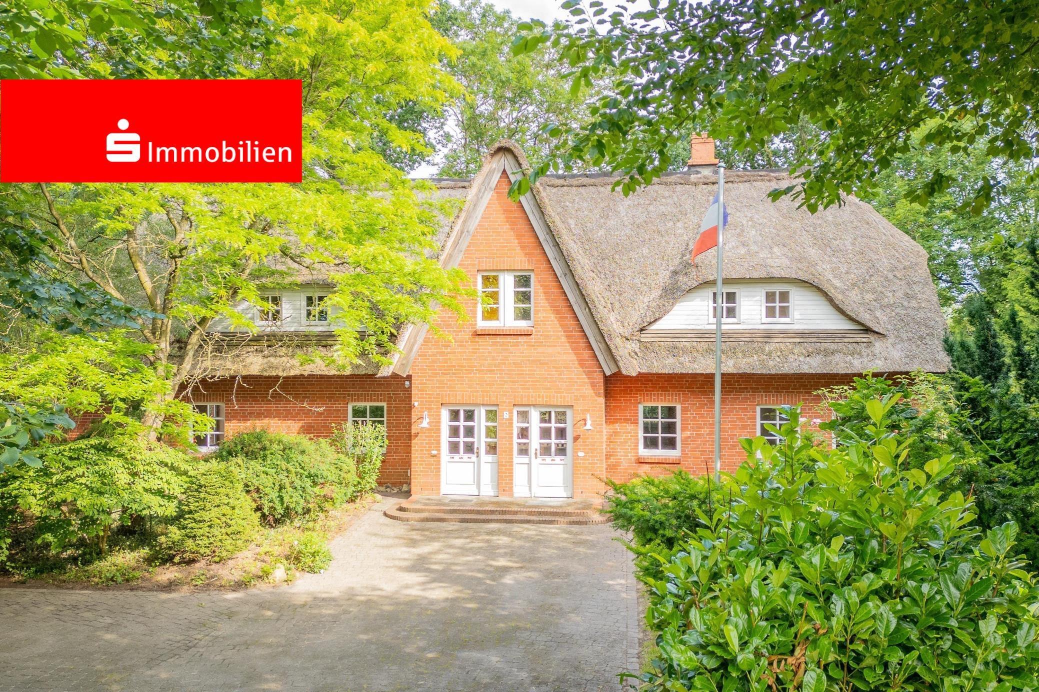 Mehrfamilienhaus zum Kauf 595.000 € 10 Zimmer 265,3 m²<br/>Wohnfläche 28.854 m²<br/>Grundstück Boklund Boklund 24848