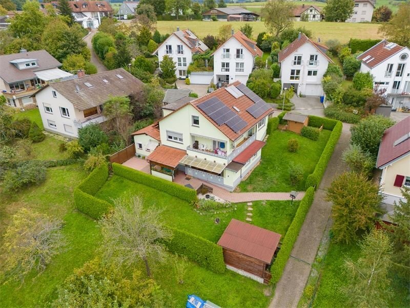 Mehrfamilienhaus zum Kauf 780.000 € 7 Zimmer 207 m²<br/>Wohnfläche 780 m²<br/>Grundstück Windenreute Emmendingen 79312