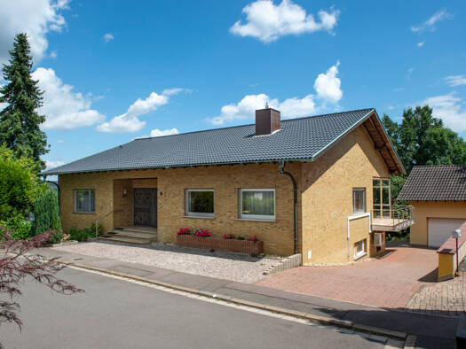 Einfamilienhaus zum Kauf 595.000 € 10 Zimmer 286,3 m² 1.018 m² Grundstück Riegelsberg 66292