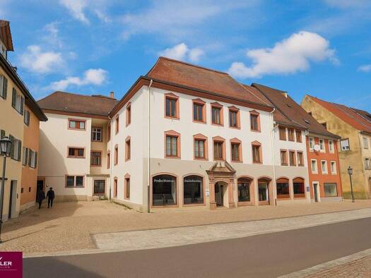 Gewerbeobjekt zum Kauf als Kapitalanlage geeignet 1.995.000 € 1.122 m² 1.724 m² Grundstück Kenzingen 79341