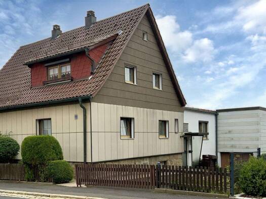 Doppelhaushälfte zum Kauf 57.000 € 6 Zimmer 98 m² 328 m² Grundstück Pleußen Mitterteich 95666