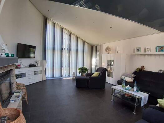 Mehrfamilienhaus zum Kauf 649.900 € 10 Zimmer 288 m² 758 m² Grundstück frei ab sofort Rimpar 97222