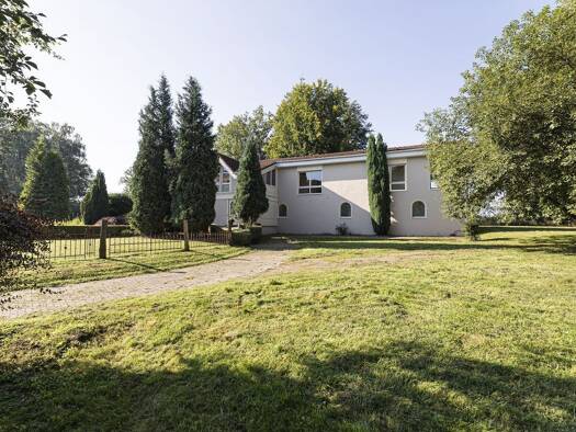 Einfamilienhaus zum Kauf 459.000 € 11 Zimmer 300 m² 1.686 m² Grundstück Schledehausen Bissendorf 49143