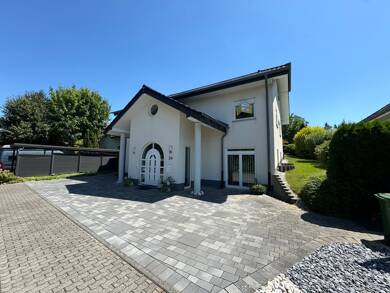 Haus zum Kauf 549.000 € 8 Zimmer 251,4 m² 675 m² Grundstück Asbach Asbach 53567