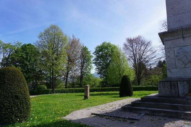 Grundstück zum Kauf provisionsfrei 798.000 € 1.216 m² Grundstück Turenneweg 17 Ortsgebiet Sasbach 77880