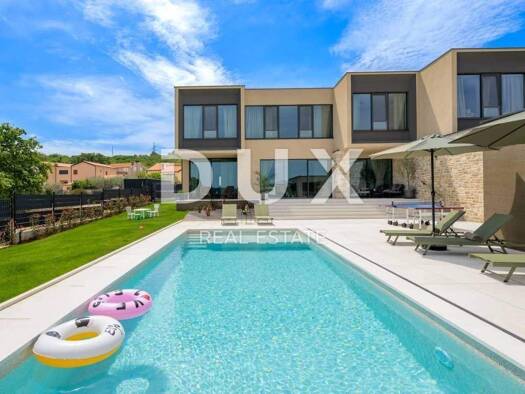 Haus zur Miete 3.900 € 4 Zimmer 250 m² Rovinj