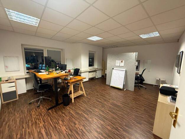 Bürofläche zur Miete provisionsfrei 1.200 € 38 m² Bürofläche Stresemannstraße St. Pauli Hamburg 22769