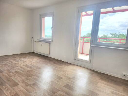 Wohnung zur Miete 321 € 3 Zimmer 57,3 m² 5. Geschoss frei ab 01.08.2026 Mühlenweg 33 Frankfurt Frankfurt (Oder) 15232