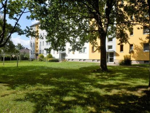 Wohnung zur Miete 342 € 3 Zimmer 58 m² 2. Geschoss frei ab sofort Flemmingstraße 93 Altendorf Chemnitz 09116