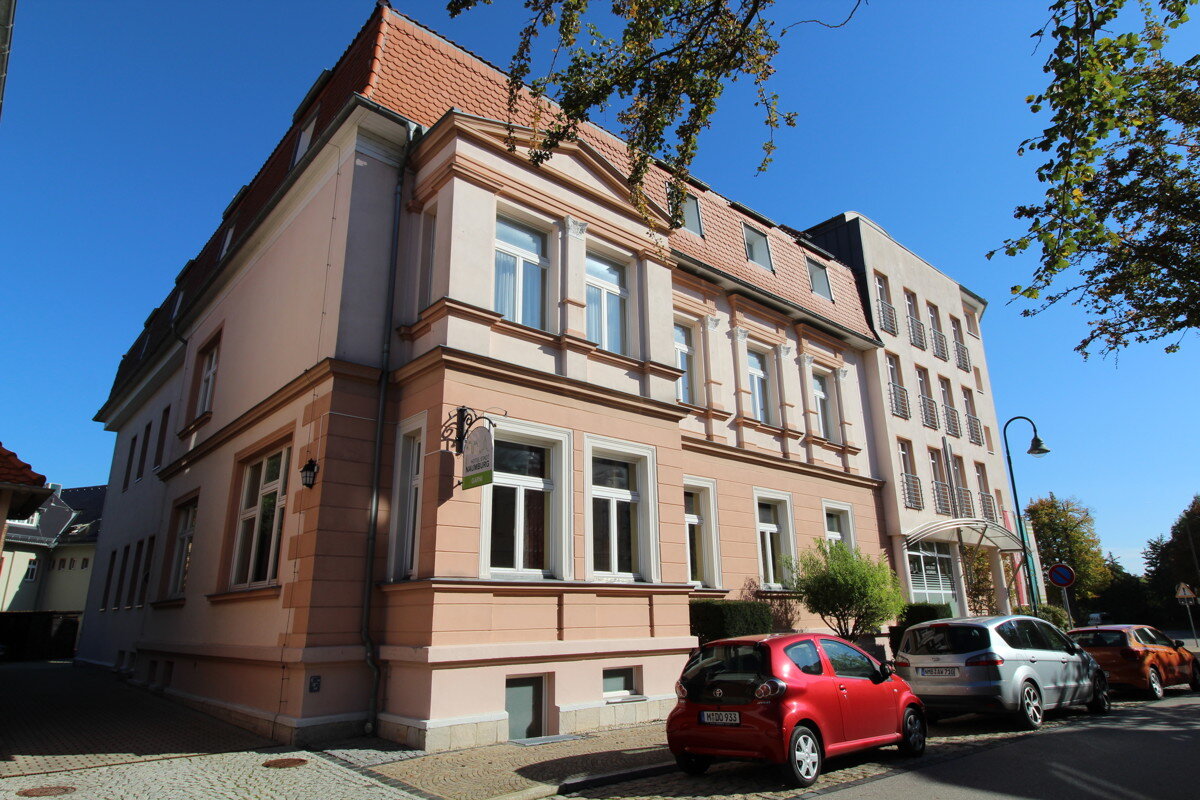 Wohn- und Geschäftshaus zum Kauf als Kapitalanlage geeignet 1.850.000 € 2.405 m²<br/>Fläche 1.306 m²<br/>Grundstück Naumburg Naumburg 06618