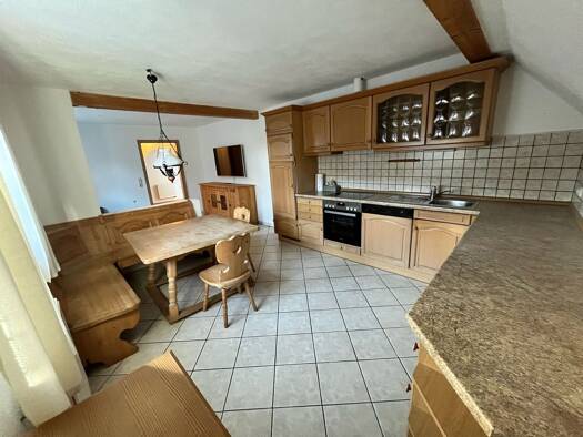 Wohnung zur Miete 1.150 € 4,5 Zimmer 150 m² Geschoss 1/2 frei ab sofort Schwebheim Burgbernheim 91593