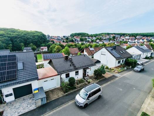 Einfamilienhaus zum Kauf 270.000 € 4 Zimmer 123 m² 481 m² Grundstück frei ab sofort Üchtelhausen Üchtelhausen 97532