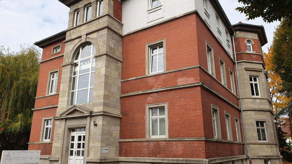 Wohnung zur Miete 365 € 2 Zimmer 49,9 m² 1. Geschoss Rohrer Str. 2 Meiningen 98617