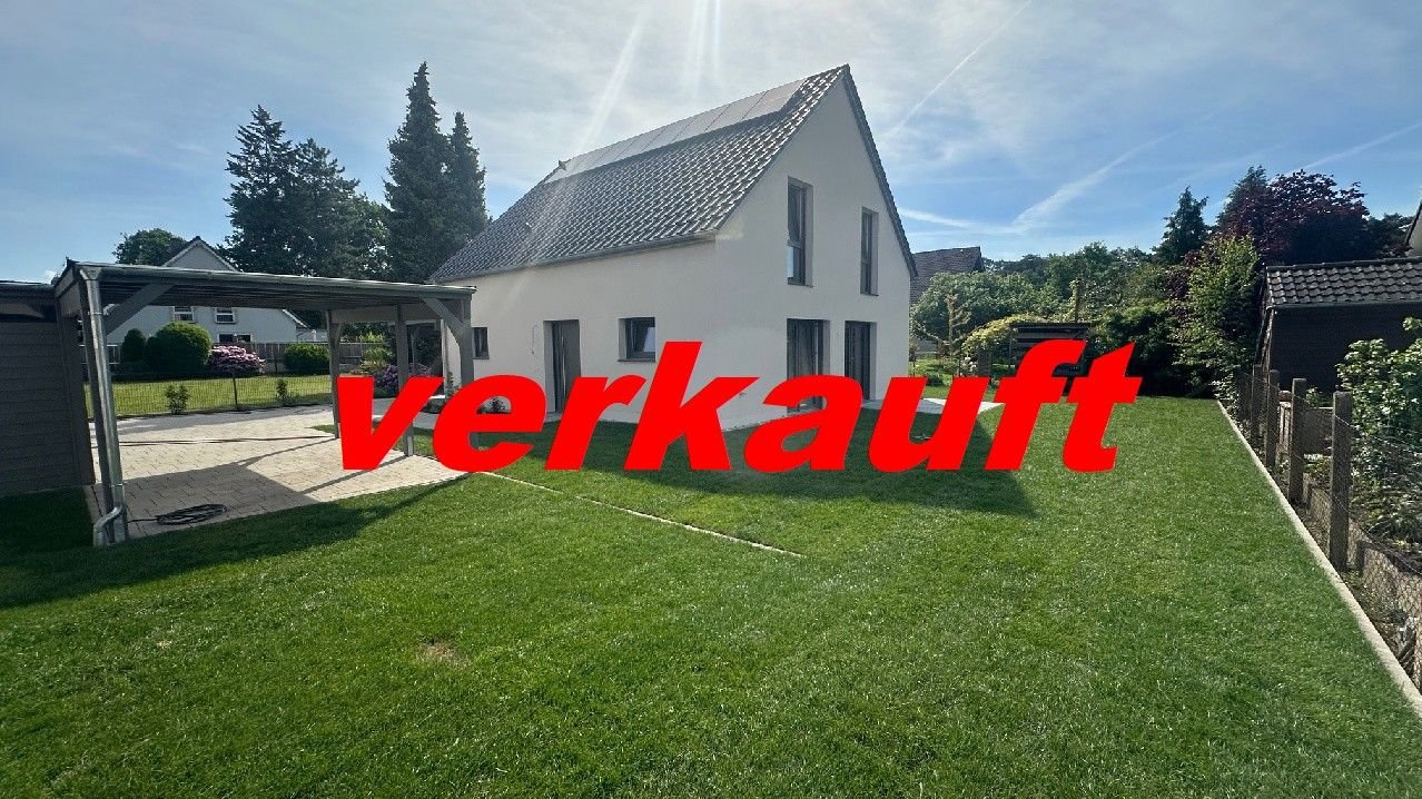 Einfamilienhaus zum Kauf provisionsfrei 709.000 € 6 Zimmer 148 m²<br/>Wohnfläche 376 m²<br/>Grundstück ab sofort<br/>Verfügbarkeit Schloß Neuhaus Paderborn 33104