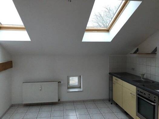 Wohnung zur Miete 549 € 4 Zimmer 91,5 m² 1. Geschoss frei ab 01.02.2026 Triftstraße 4 Prenzlau 17291