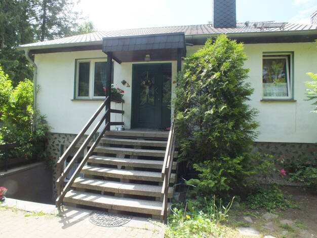 Doppelhaushälfte zum Kauf provisionsfrei 186.000 € 5 Zimmer 104 m² 1.822 m² Grundstück Milmersdorf 17268