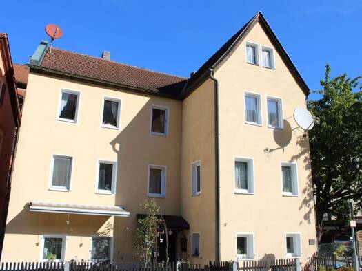 Mehrfamilienhaus zum Kauf - Erstbezug 175.000 € 11 Zimmer 200 m² 200 m² Grundstück frei ab sofort Kulmbach Kulmbach 95326