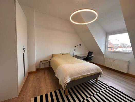 WG-Zimmer zur Miete Wohnen auf Zeit 550 € 17,2 m² 4. Geschoss frei ab 02.01.2026 Alt-Saarbrücken Saarbrücken 66117