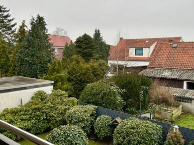 Wohnung zur Miete 900 € 3 Zimmer 85 m² Dachgeschoss Brenen 28307