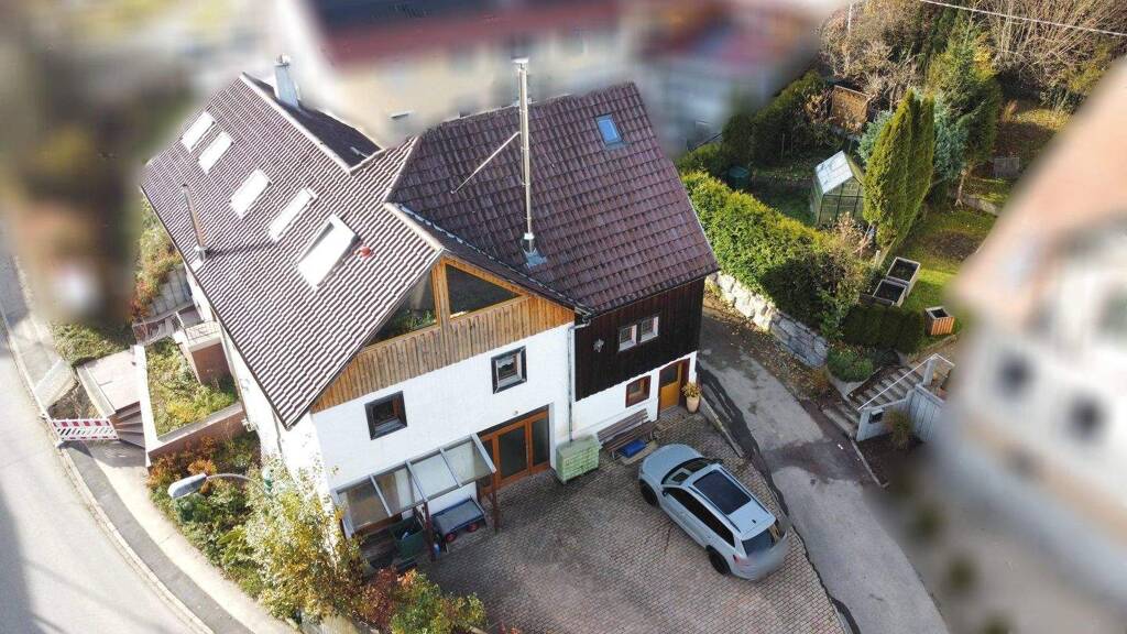 Einfamilienhaus zum Kauf 289.000 € 11,5 Zimmer 280 m² 512 m² Grundstück frei ab 01.03.2026 Hausen Krauchenwies 72505