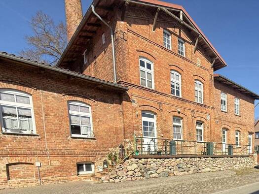 Mehrfamilienhaus zum Kauf 210.000 € 11 Zimmer 312 m² 1.248 m² Grundstück Beggerow 17111