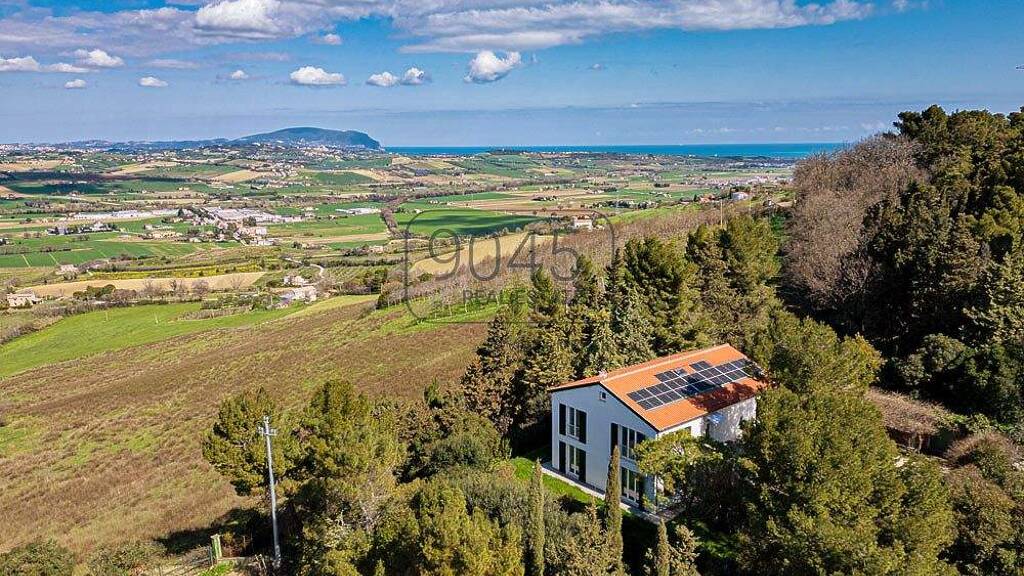 Villa zum Kauf 730.000 € 6 Zimmer 348 m² 3.300 m² Grundstück Potenza Picena 62018