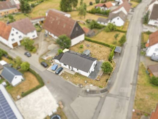 Bungalow zum Kauf 399.000 € 3 Zimmer 100 m² 830 m² Grundstück Wangen Ostrach 88356