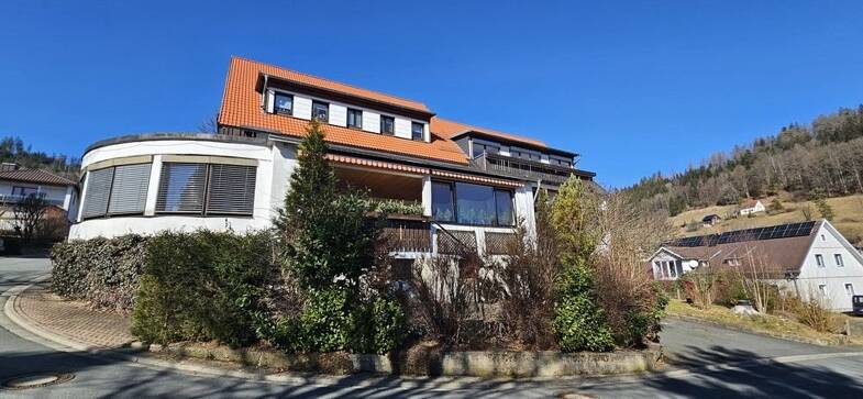 Mehrfamilienhaus zum Kauf 598.000 € 21 Zimmer 618 m² 5.385 m² Grundstück Gablonzer Str. 42 Warmensteinach Warmensteinach 95485