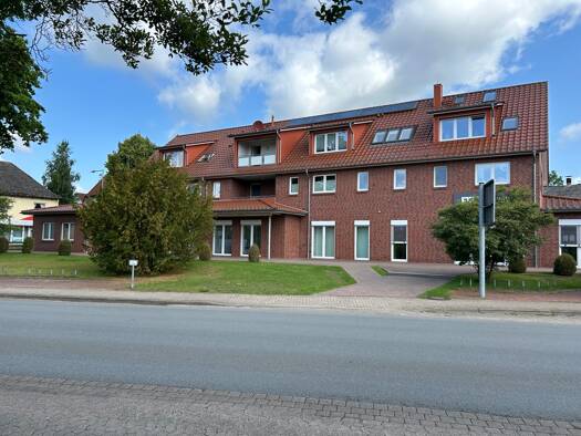 Wohnung zum Kauf 240.000 € 2,5 Zimmer 70 m² 2. Geschoss Heeslingen 27404