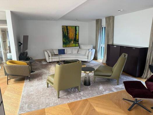 Penthouse zur Miete 2.750 € 3 Zimmer 170 m² frei ab sofort Innenstadt Rosenheim 83022
