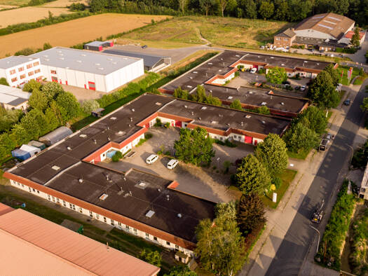 Lagerhalle zur Miete provisionsfrei 5,50 € 528 m² Lagerfläche Röntgenstraße Schwarzenbek 21493