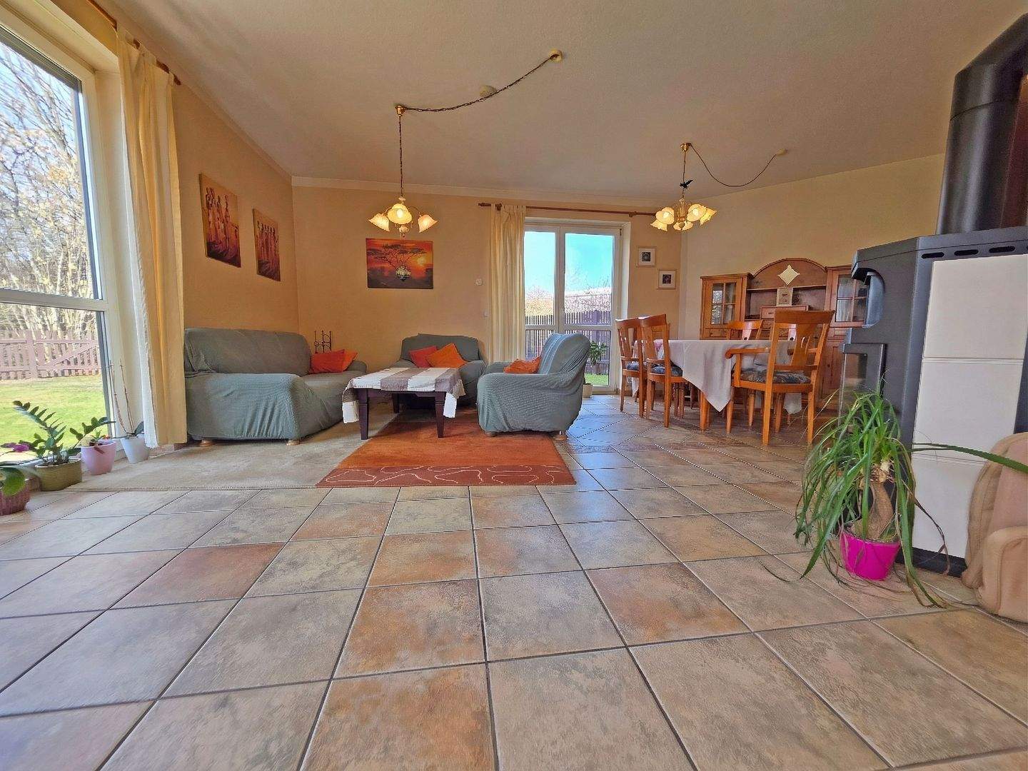 Immobilie in Elxleben - Moderne Arche - Architektonisches Wohnhaus mit vielseitigem Nutzungskonzept - Bild 3