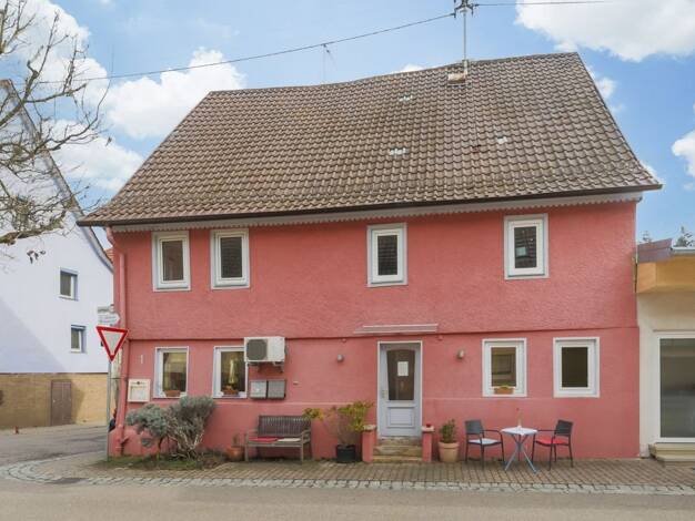 Wohn- und Geschäftshaus zum Kauf als Kapitalanlage geeignet 340.000 € 315 m² 148 m² Grundstück Großglattbach Mühlacker / Großglattbach 75417