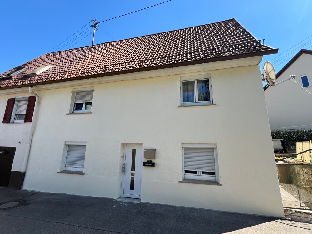 Doppelhaushälfte zum Kauf 160.000 € 5 Zimmer 100 m²<br/>Wohnfläche 115 m²<br/>Grundstück Bochingen Oberndorf am Neckar / Bochingen 78727