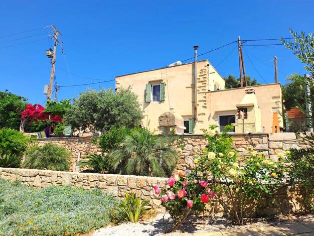Villa zum Kauf 370.000 € 1 Zimmer 127 m² 1.900 m² Grundstück frei ab sofort Municipality of Apokoronas 73003