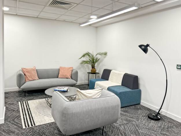 Bürofläche zur Miete provisionsfrei 109 € 5 m² Bürofläche Kaistraße 90 Südfriedhof Kiel 24114