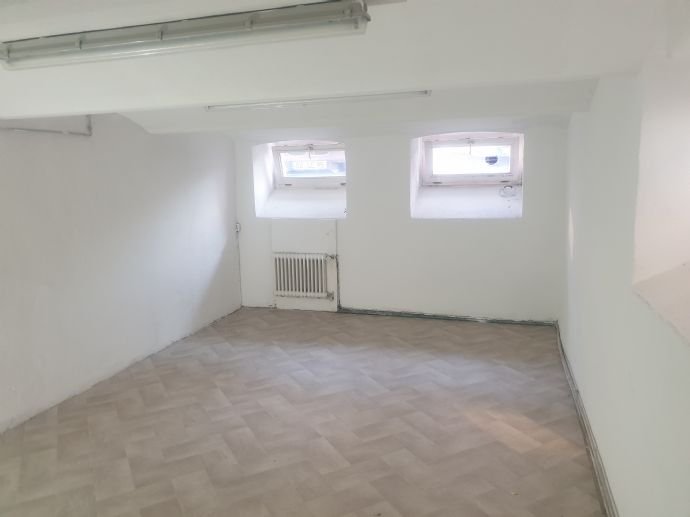 Atelier zur Miete 3,50 € 97 m²<br/>Bürofläche Lützner Straße 1 Markranstädt Markranstädt 04420