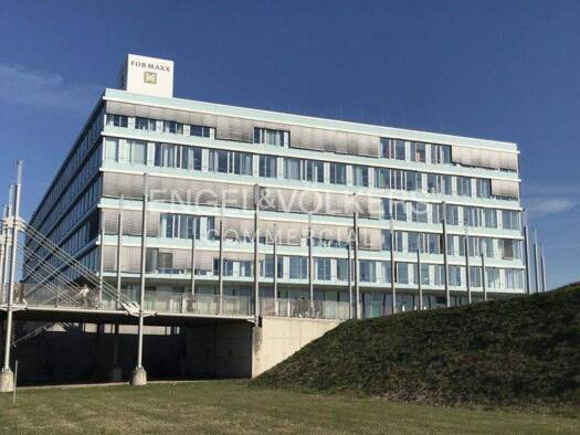 Bürofläche zur Miete 12,50 € 1.069 m² Bürofläche teilbar ab 1.069 m² Bemerode Kirchrode - Bemerode - Wülferode 30539