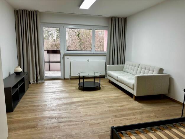 Wohnung zur Miete 900 € 1 Zimmer 38 m² Geschoss EG/9 frei ab sofort Widmaierstraße 144 Möhringen Stuttgart 70567
