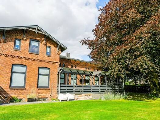 Einfamilienhaus zum Kauf 789.000 € 7 Zimmer 245 m² 1.669 m² Grundstück Mildstedt Mildstedt 25866