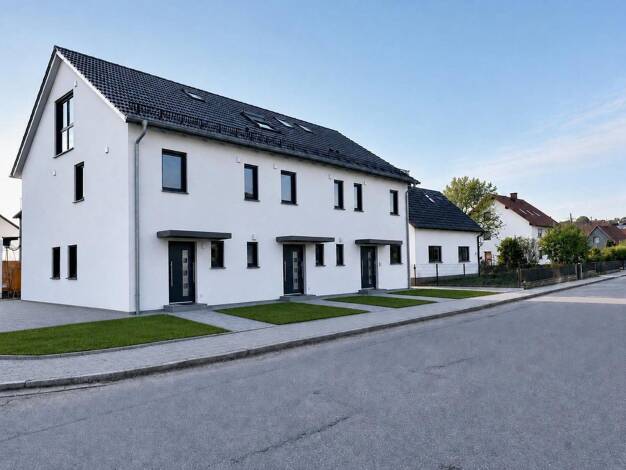 Reihenmittelhaus zum Kauf - Erstbezug provisionsfrei 452.400 € 5 Zimmer 116 m² 180 m² Grundstück frei ab 01.09.2026 Saalhaupter Straße 26 Teugn 93356
