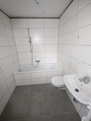 Wohnung zur Miete 420 € 3 Zimmer 60 m² 3. Geschoss Kreuzerstraße 4 Silberhöhe Halle (Saale) 06132