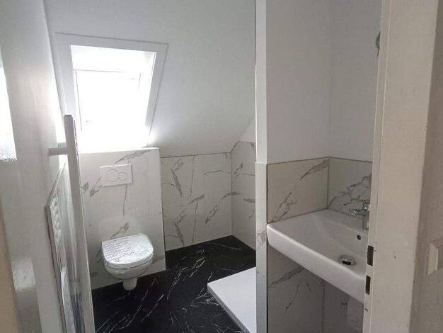 Wohnung zur Miete 1.050 € 3 Zimmer 63 m² 2. Geschoss Kirchstr. 12 Deizisau 73779